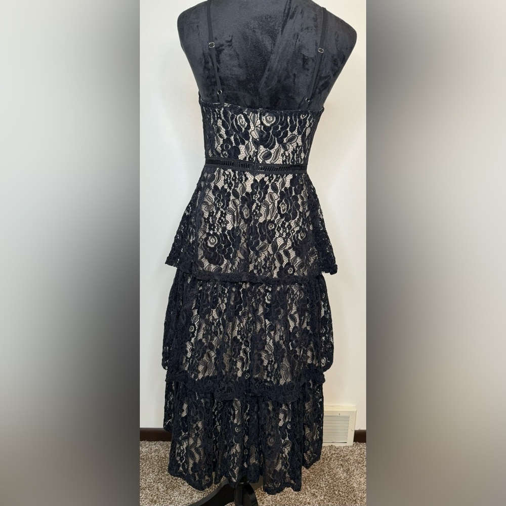Lulu’s Women’s Pass Me the Prosecco Black Velvet Lace Tiered Midi Dress Size S - Picture 7 of 10